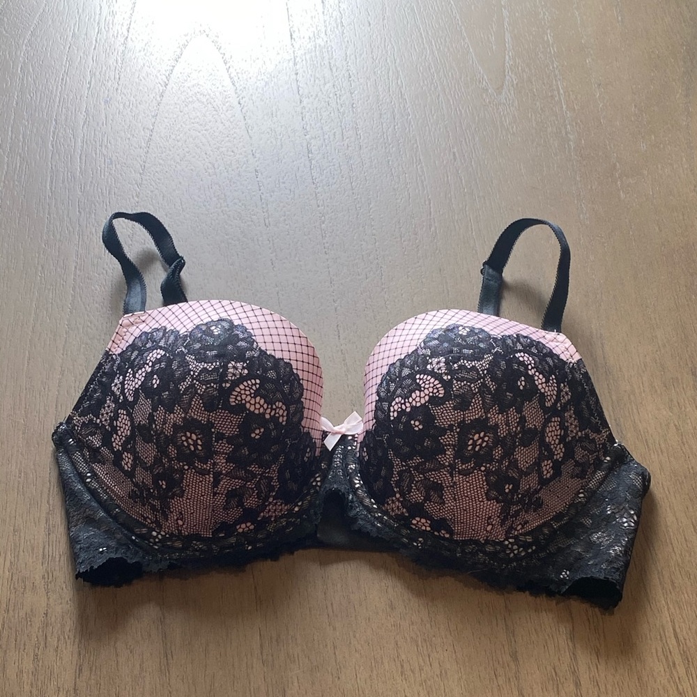 VS Dream Angels Pink w/Black Printed Lace 34DD